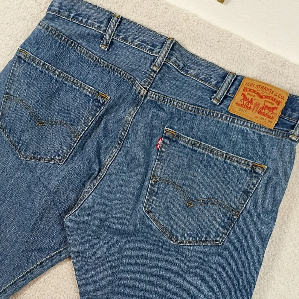 Levi's 501XX Original Fit Men 38x29 Blue Medium Wash Button Fly Straight Leg